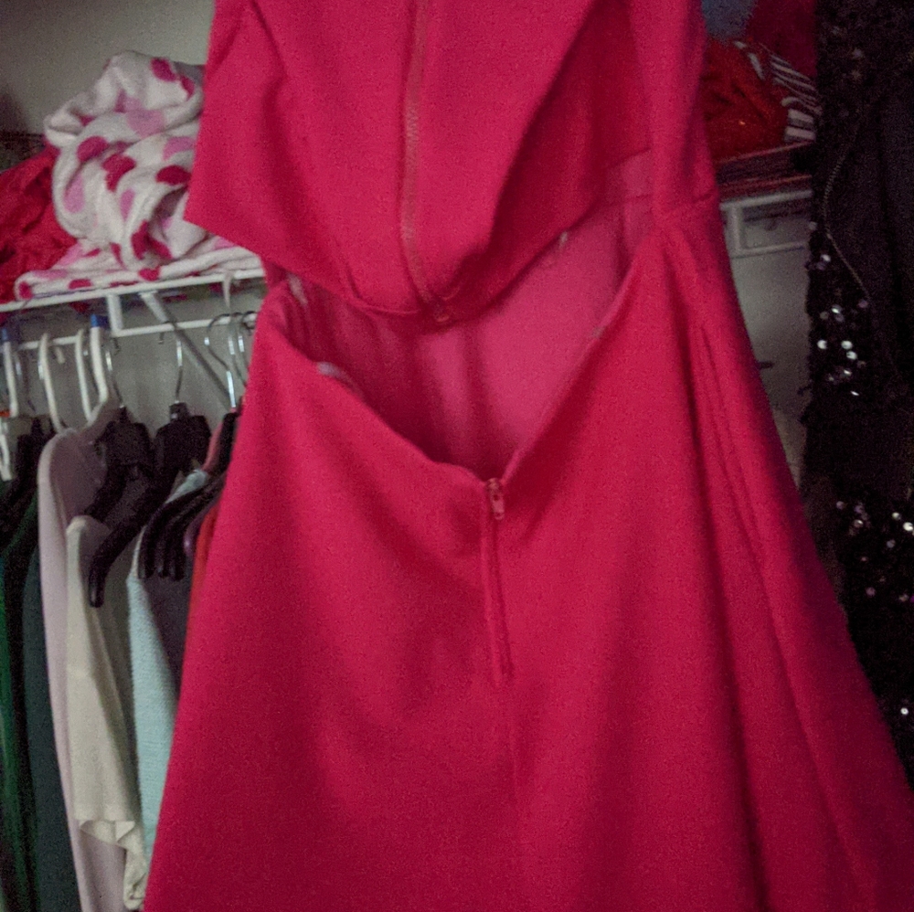 Pink dress - Picture 5 of 7